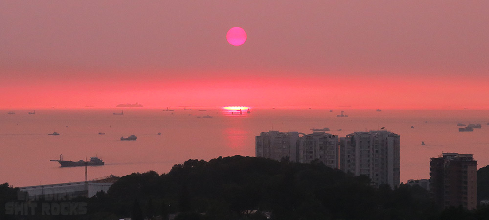 Monday evening's sunset. Very fuchsia.